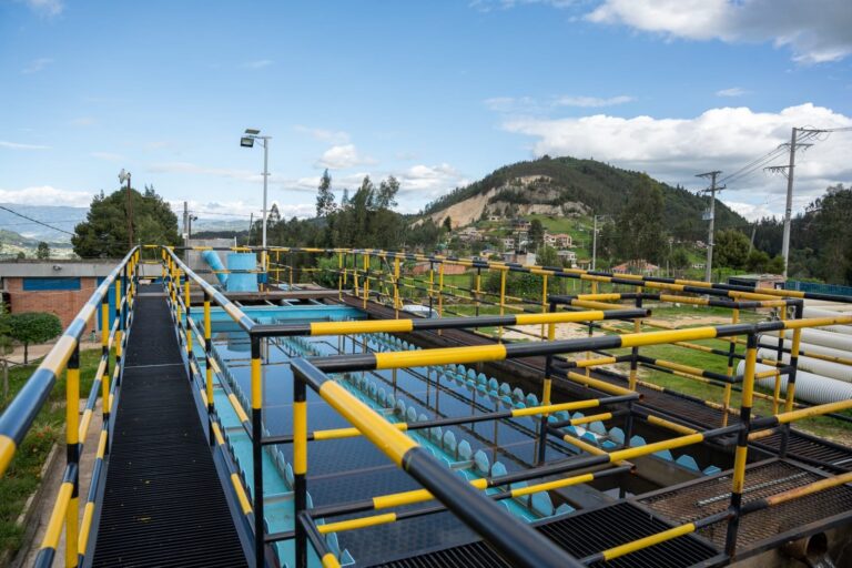 Infraestructura de la Planta de Tratamiento de Agua Potable (PTAP) de EMPODUITAMA.